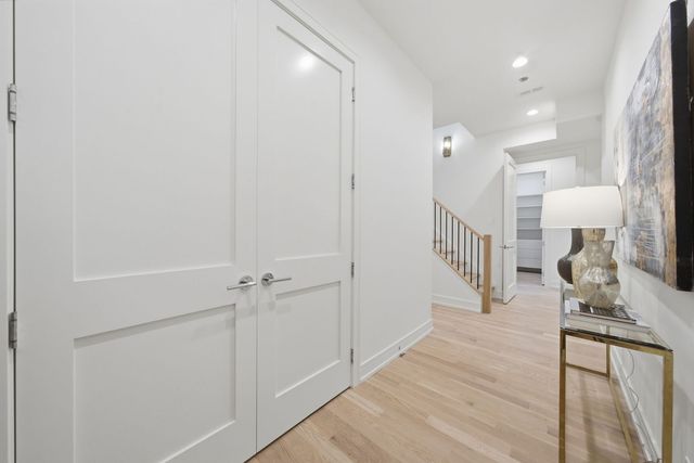 2481 N Milwaukee Avenue 201, Chicago, IL 60647