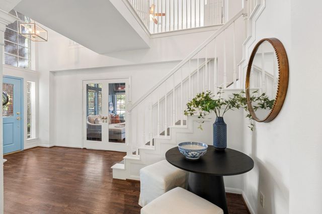 4902 Bend Court, Sugar Land, TX 77478