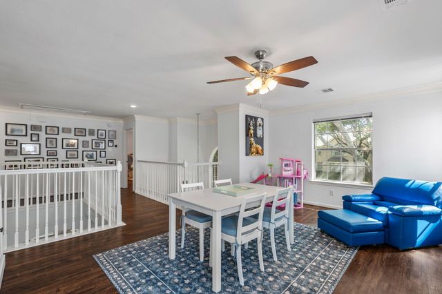 4902 Bend Court, Sugar Land, TX 77478