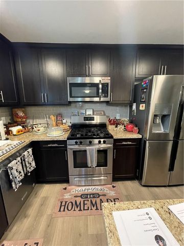 110 Main, Piru, CA 93040