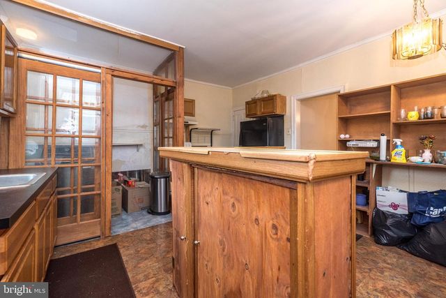 251 WASHINGTON LN, Jenkintown, PA 19046