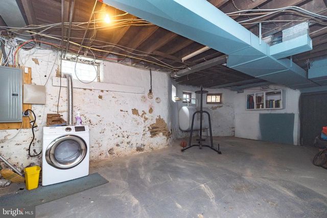 251 WASHINGTON LN, Jenkintown, PA 19046