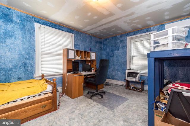 251 WASHINGTON LN, Jenkintown, PA 19046