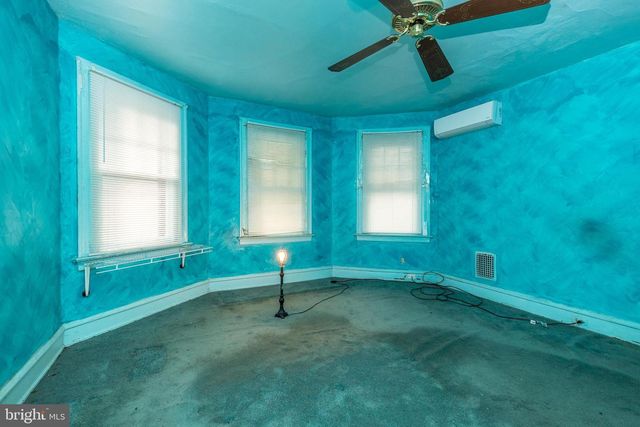 251 WASHINGTON LN, Jenkintown, PA 19046