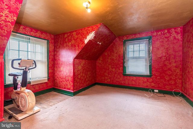 251 WASHINGTON LN, Jenkintown, PA 19046