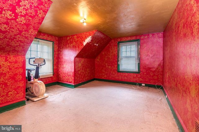 251 WASHINGTON LN, Jenkintown, PA 19046