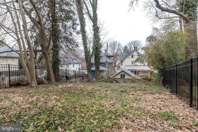 251 WASHINGTON LN, Jenkintown, PA 19046