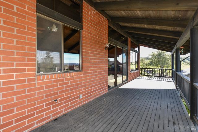 23 Saint Michael Cir, Napa, CA 94558