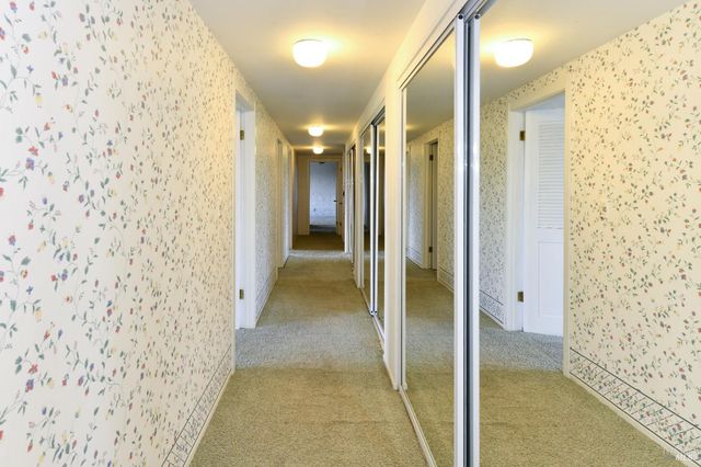 23 Saint Michael Cir, Napa, CA 94558