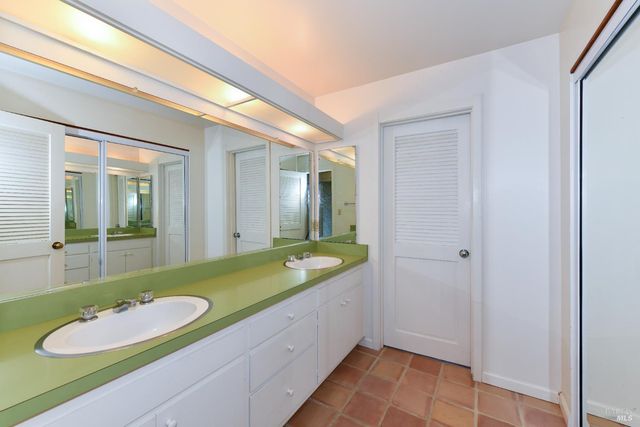 23 Saint Michael Cir, Napa, CA 94558