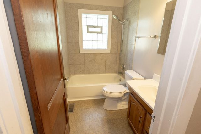 13131-35 Schneider Street, Cedar Lake, IN 46303