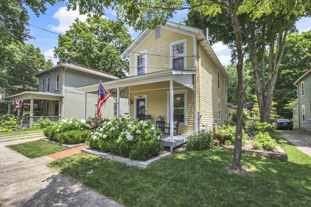 216 S Pearl Street, Granville, OH 43023