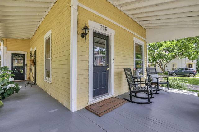216 S Pearl Street, Granville, OH 43023