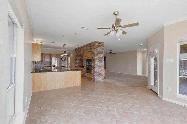 16457 Hunters Trail, Montgomery, TX 77356