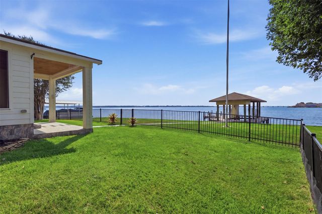 16457 Hunters Trail, Montgomery, TX 77356