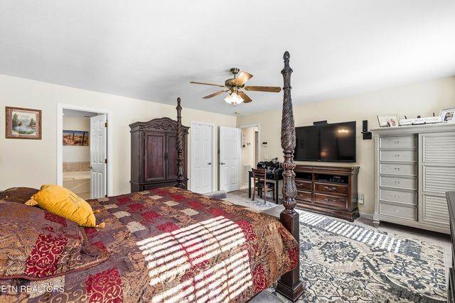 1542 Mandrell Drive, Knoxville, TN 37918