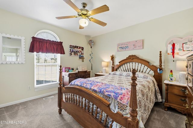 1542 Mandrell Drive, Knoxville, TN 37918