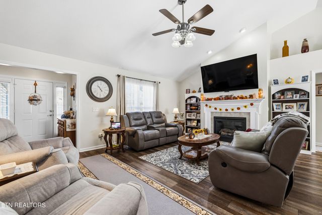 1542 Mandrell Drive, Knoxville, TN 37918