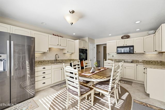 1542 Mandrell Drive, Knoxville, TN 37918