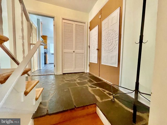 11341 FRANCES DR, Beltsville, MD 20705