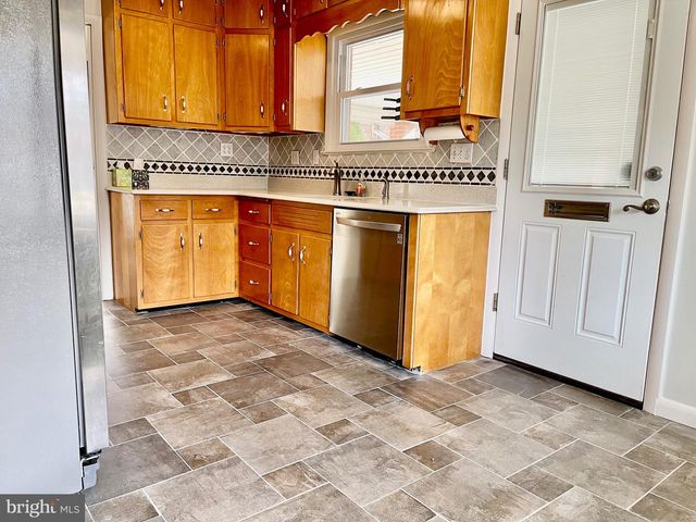 11341 FRANCES DR, Beltsville, MD 20705