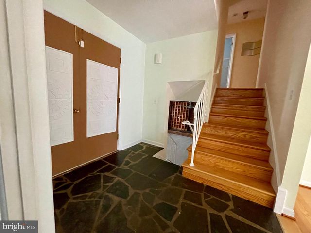 11341 FRANCES DR, Beltsville, MD 20705