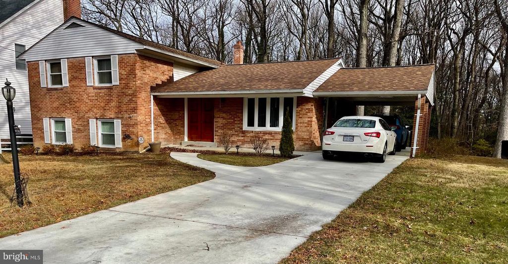 11341 FRANCES DR, Beltsville, MD 20705