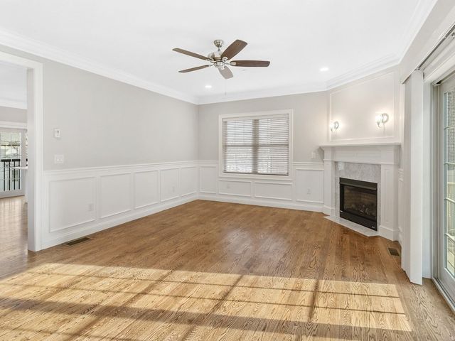 35 Lambert St 35, Boston, MA 02119