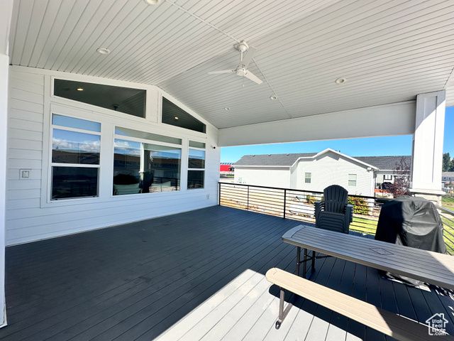600 S STUMP HOLLOW RD, Garden City, UT 84028