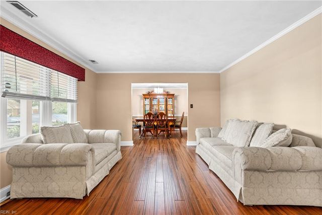 205 Fillmore PL, Chesapeake, VA 23325