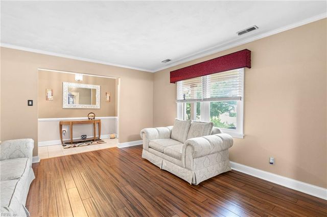 205 Fillmore PL, Chesapeake, VA 23325
