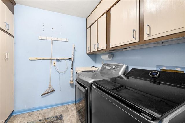 205 Fillmore PL, Chesapeake, VA 23325