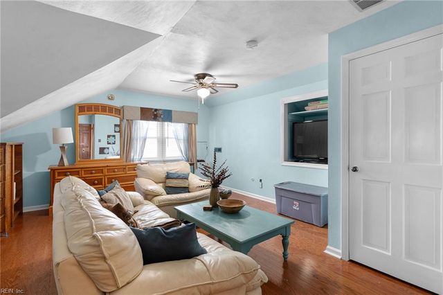 205 Fillmore PL, Chesapeake, VA 23325