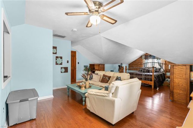 205 Fillmore PL, Chesapeake, VA 23325