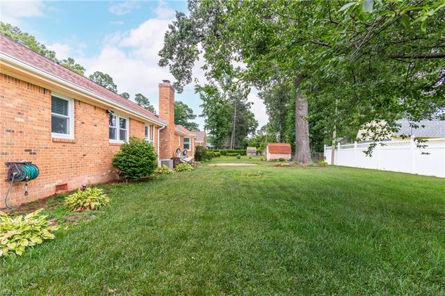 205 Fillmore PL, Chesapeake, VA 23325