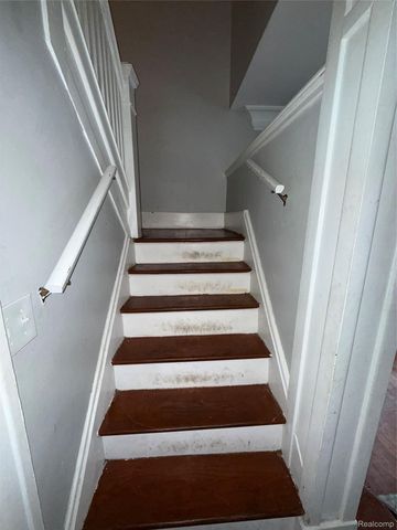 12215 Cherrylawn Street, Detroit, MI 48204