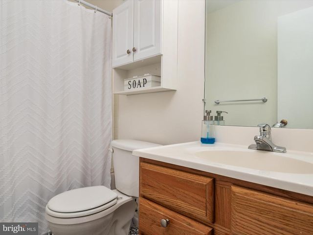 1725 LEISURE WAY, Crofton, MD 21114