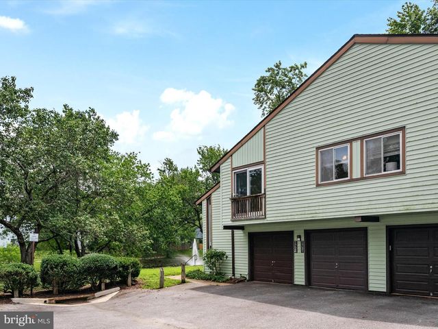 1725 LEISURE WAY, Crofton, MD 21114