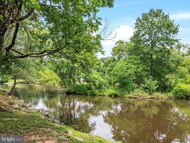1725 LEISURE WAY, Crofton, MD 21114