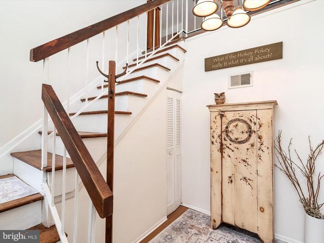 1725 LEISURE WAY, Crofton, MD 21114