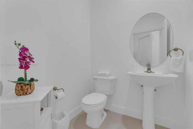 3920 NE 13th Dr, Homestead, FL 33033