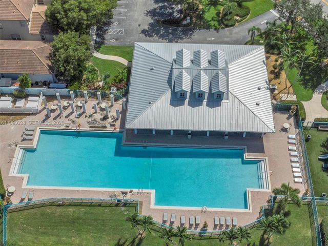 3920 NE 13th Dr, Homestead, FL 33033