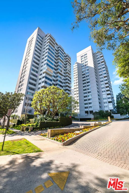 875 Comstock Avenue 9D, Los Angeles, CA 90024 — photo 3