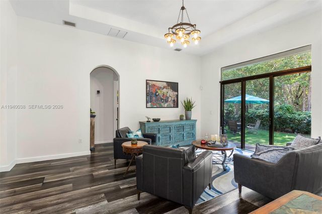 7666 SW 193rd Ln, Cutler Bay, FL 33157