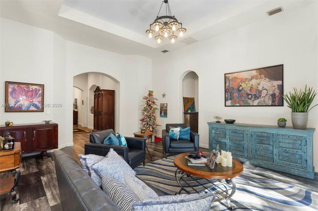 7666 SW 193rd Ln, Cutler Bay, FL 33157