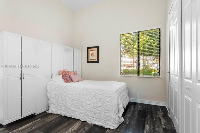 7666 SW 193rd Ln, Cutler Bay, FL 33157