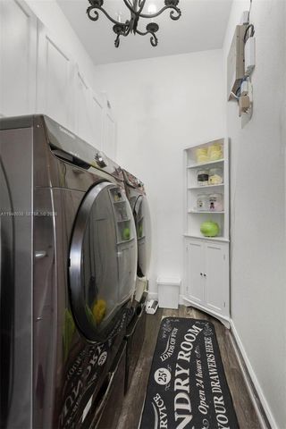 7666 SW 193rd Ln, Cutler Bay, FL 33157