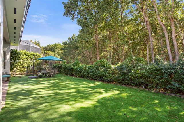 7666 SW 193rd Ln, Cutler Bay, FL 33157