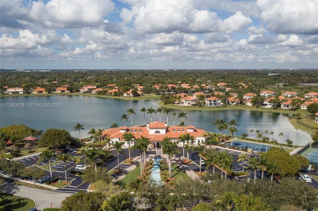 7666 SW 193rd Ln, Cutler Bay, FL 33157