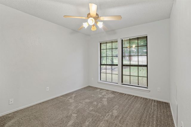 616 Lake Crest Parkway, Azle, TX 76020
